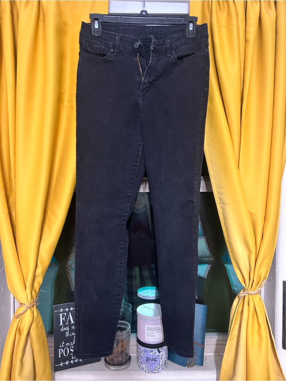 Women’s Black Skinny Jeans